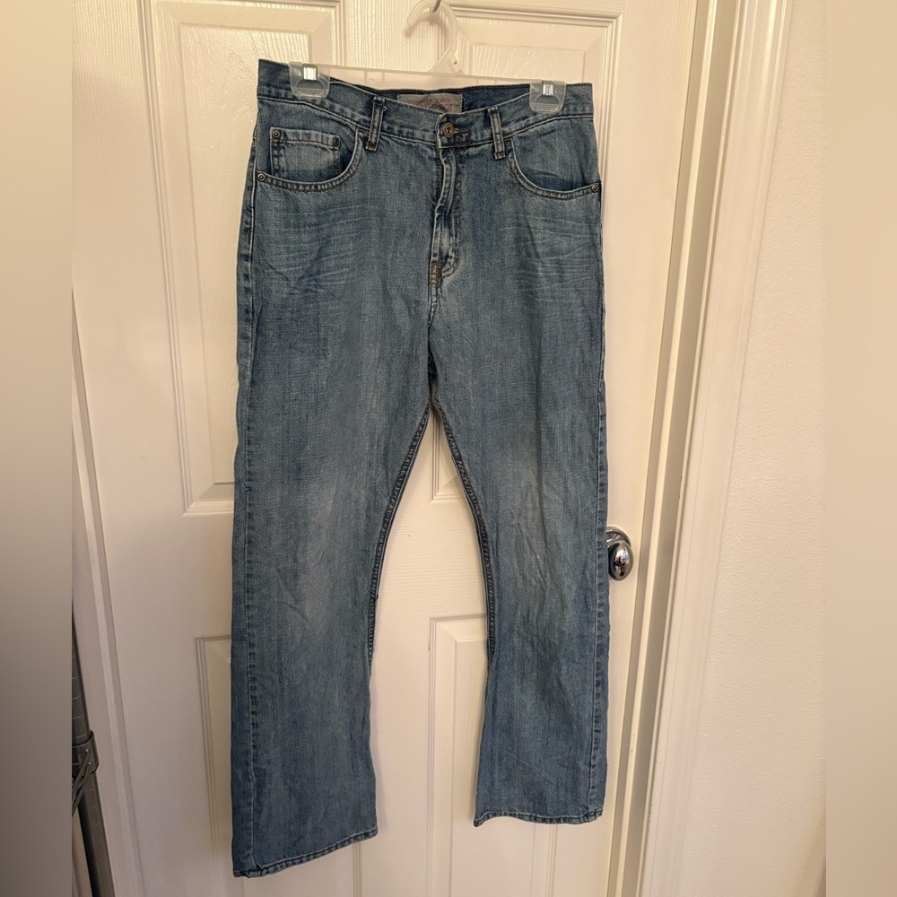 Wrangler Light Wash Relaxed Boot Jeans Size 32x32